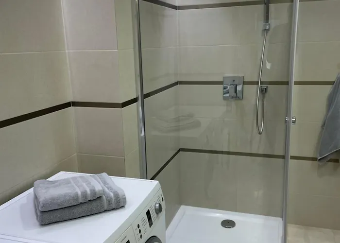 - W Domu - 130m2 Z Tarasem I Ogródkiem * Wrocław