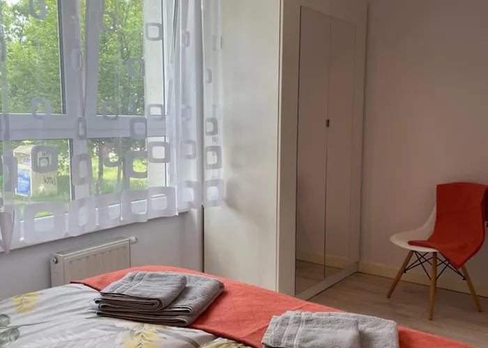 - W Domu - 130m2 Z Tarasem I Ogródkiem Apartament Wrocław