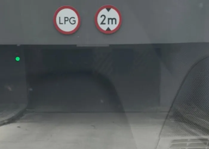 - W Domu - 130m2 Z Tarasem I Ogródkiem Apartament *