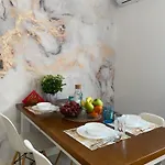- W Domu - 130m2 Z Tarasem I Ogrodkiem