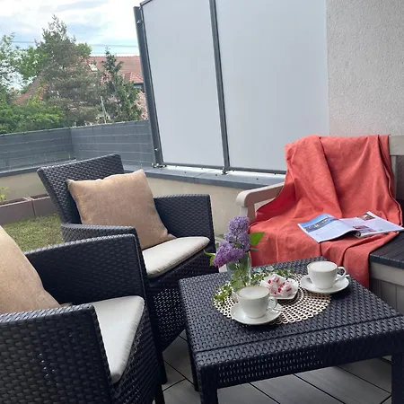 - W Domu - 130m2 Z Tarasem I Ogrodkiem * Wroclaw