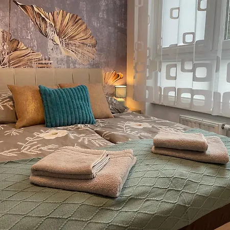 アパート - W Domu - 130m2 Z Tarasem I Ogrodkiem *